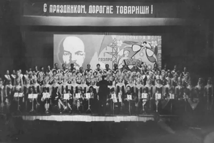 668076_65e03b6779f045318e9821ef40eaea24_mv2_d_2560_1707_s_2