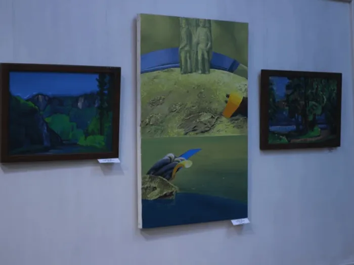 668076_bf8bb15834f341ffa5b8759f9f7744e3_mv2