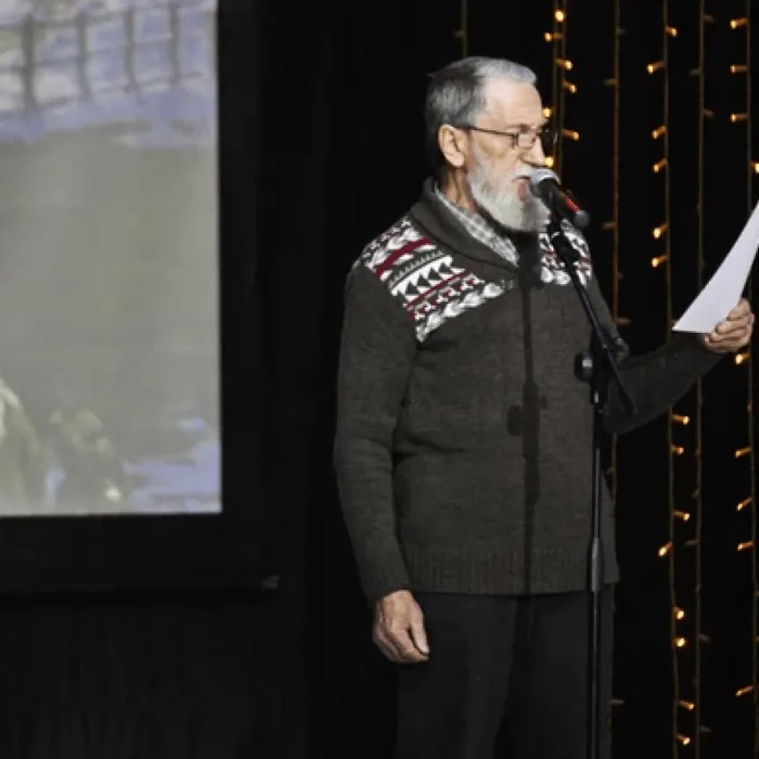 Дорога здесь прошла через блокаду...