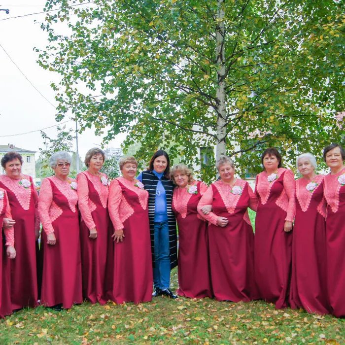 Вокальный ансамбль ветеранов "Калина красная"
