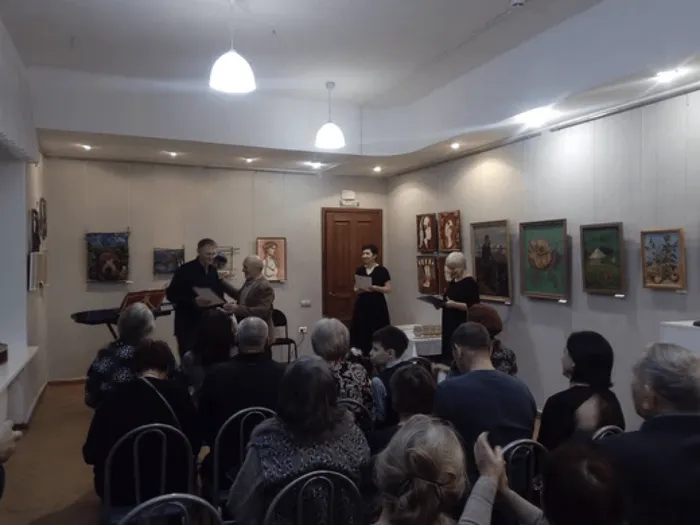 668076_65c01fbf17054cd1b38a31ea434df79f_mv2