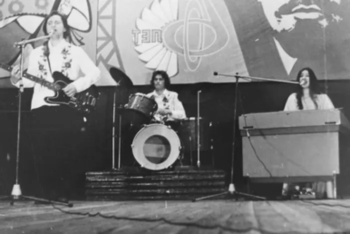 668076_a96fb45c19714228995fcaa9791b7e68_mv2_d_2560_1707_s_2