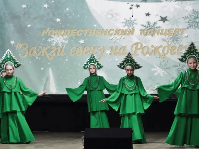 668076_abc7b2659e0045d1bbb7b083f070dca6_mv2