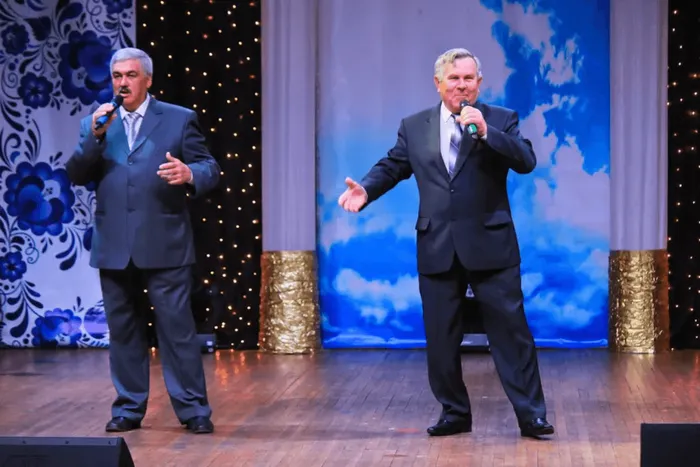 668076_f90f97639b924bde8e0fcb4d18a2b0c0_mv2_d_2560_1707_s_2