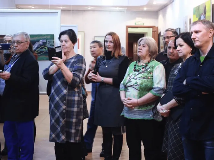 668076_0db44de1fafa48aba03febb61168778c_mv2