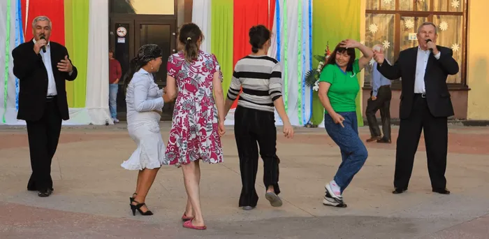 668076_844377d599c344a68bba2f9cb6b2eb2e_mv2_d_2560_1250_s_2