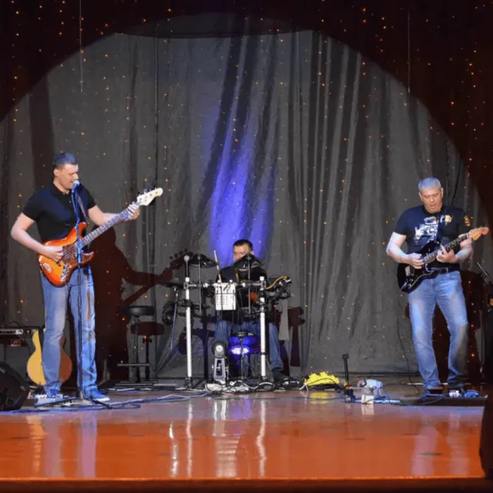 Вокально-инструментальный ансамбль «Мысли вслух»