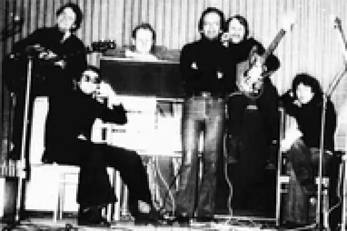 668076_4fc574e6a17c46998c38925b1f2c11b6_mv2_d_2560_1707_s_2