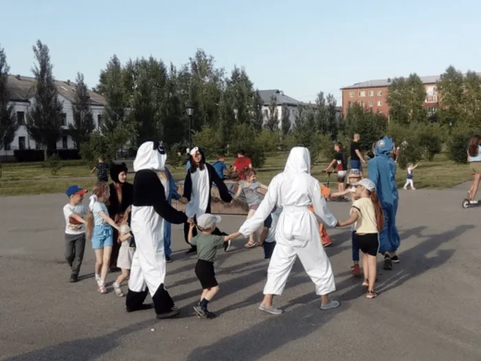 668076_b94ecea113e34368931f8988c5661107_mv2