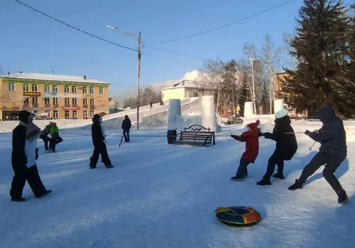 Семейная эстафета «Снежный ком»