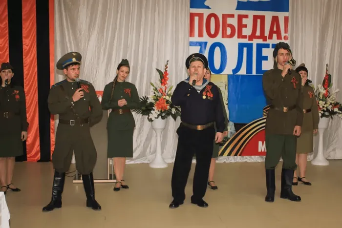 668076_b6ac8094396e4ff98ff6bf184149882a_mv2_d_2560_1707_s_2