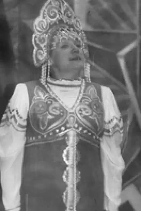 668076_b535389fe9364f7ca0f066bb8671c700_mv2_d_1366_2048_s_2