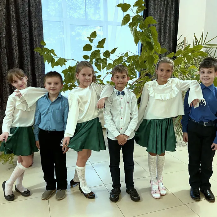 Детский вокальный ансамбль «Не унывай»