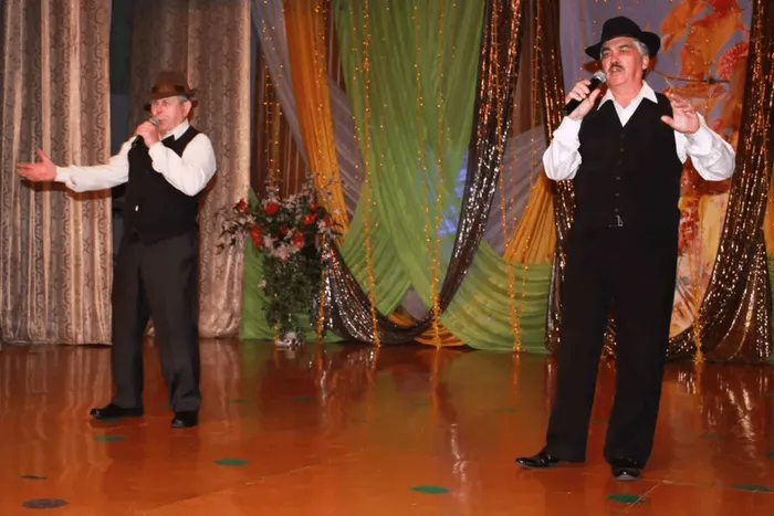 668076_c313120b7a934a44bee36c39f08239cf_mv2_d_2560_1707_s_2