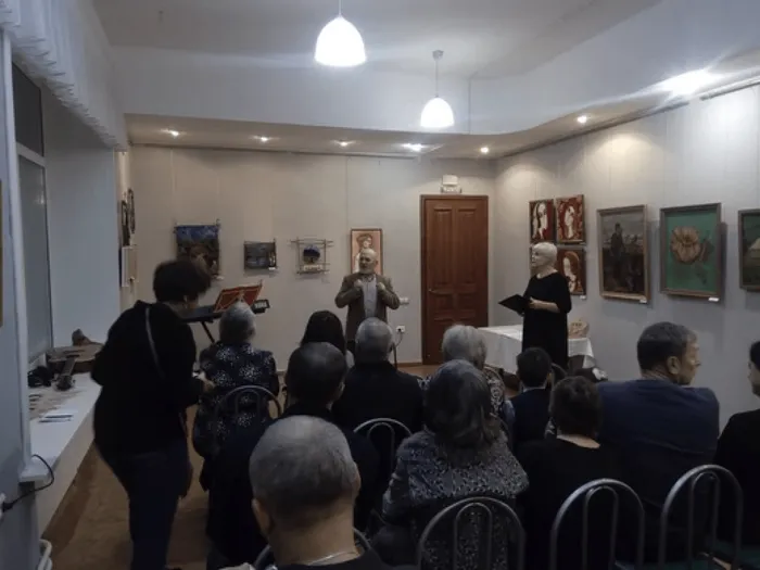 668076_277757c9391e4c628f8d43c735e509db_mv2