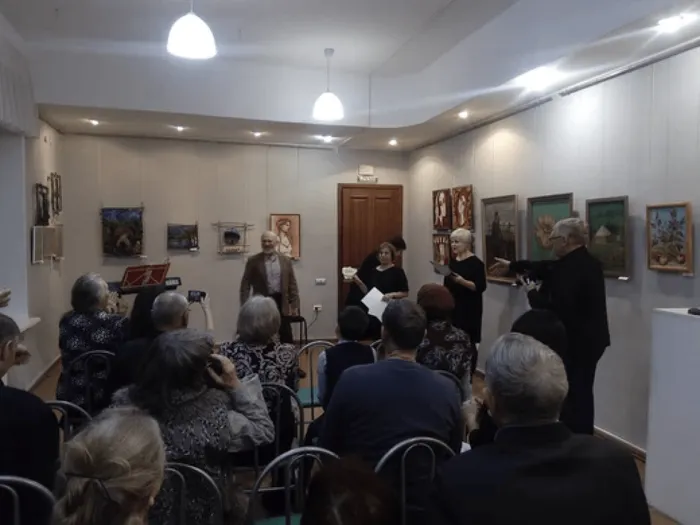 668076_069034834cf949de95d93a770d0a48e0_mv2