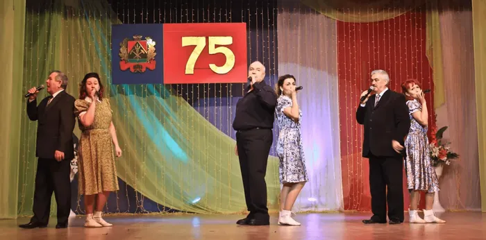 668076_45a4d39c4fde4d27a13cd51a973f4139_mv2_d_2560_1266_s_2